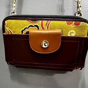 Spartina 449 multi phone crossbody